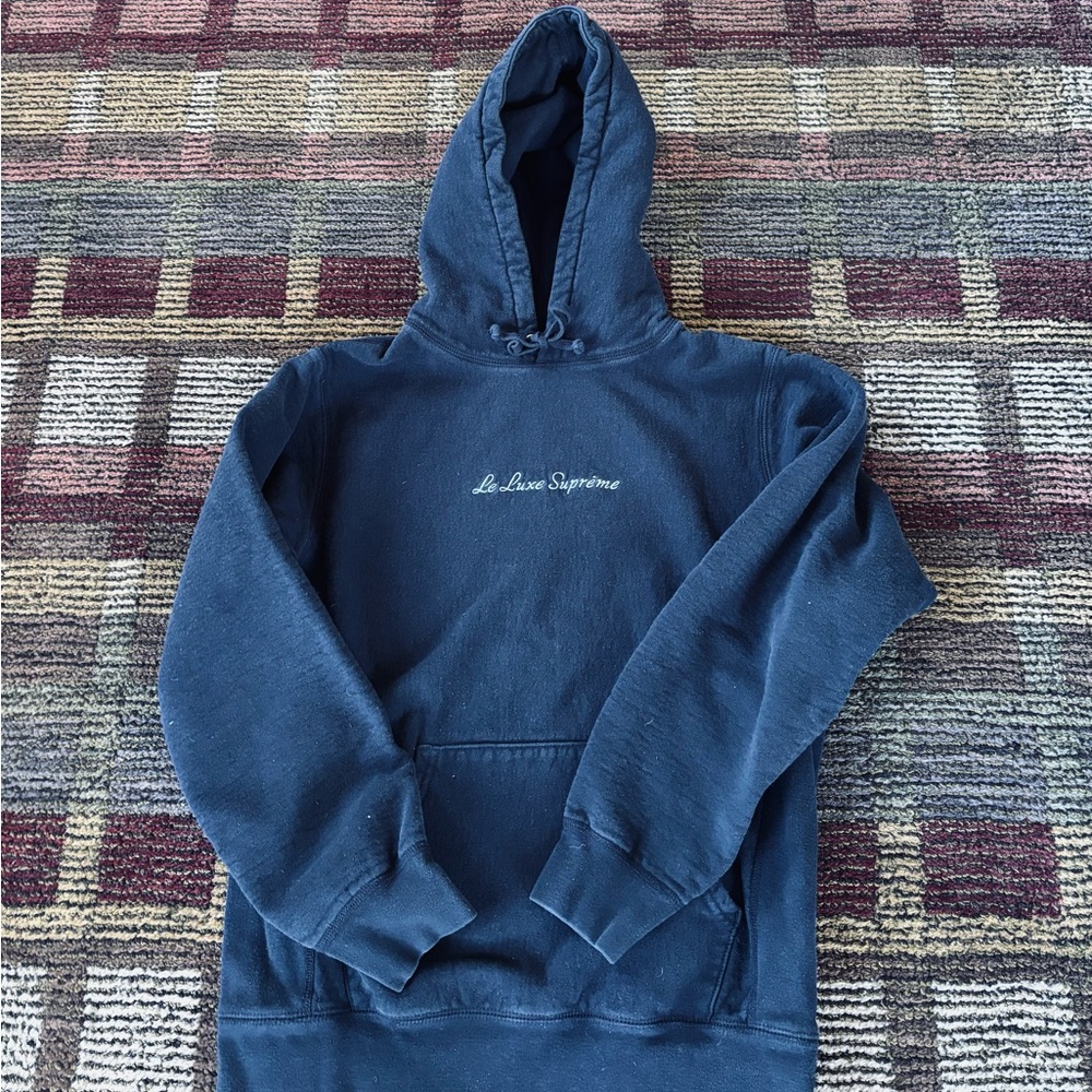 Supreme Le Luxe Hoodie, Navy. Medium